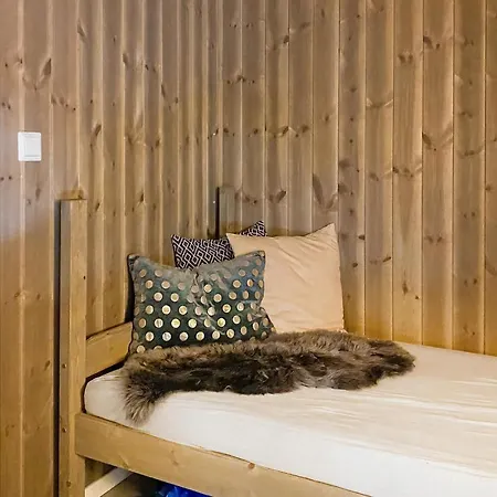 Cozy In With Wifi Holiday home